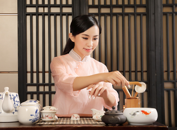 经常去南京栖霞靠谱男士会馆，这家私藏已久的店推荐给你